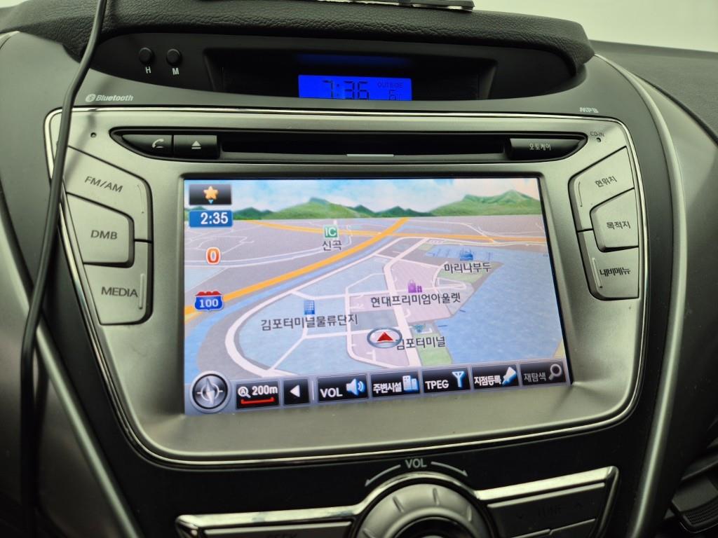 HYUNDAI Avante 2013 Blanco - Importación desde Corea - HF Imports Iquique - Foto 13