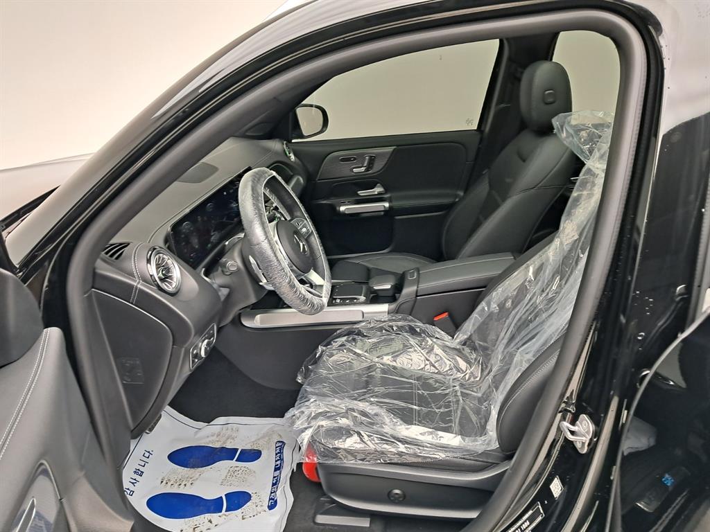 Mercedes Benz EQB 2023 Negro - Importación desde Corea - HF Imports Iquique - Foto 11