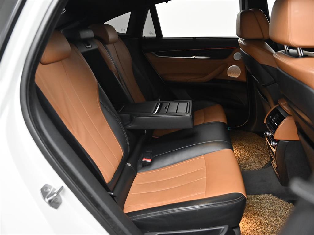 BMW X6 - Vista 11