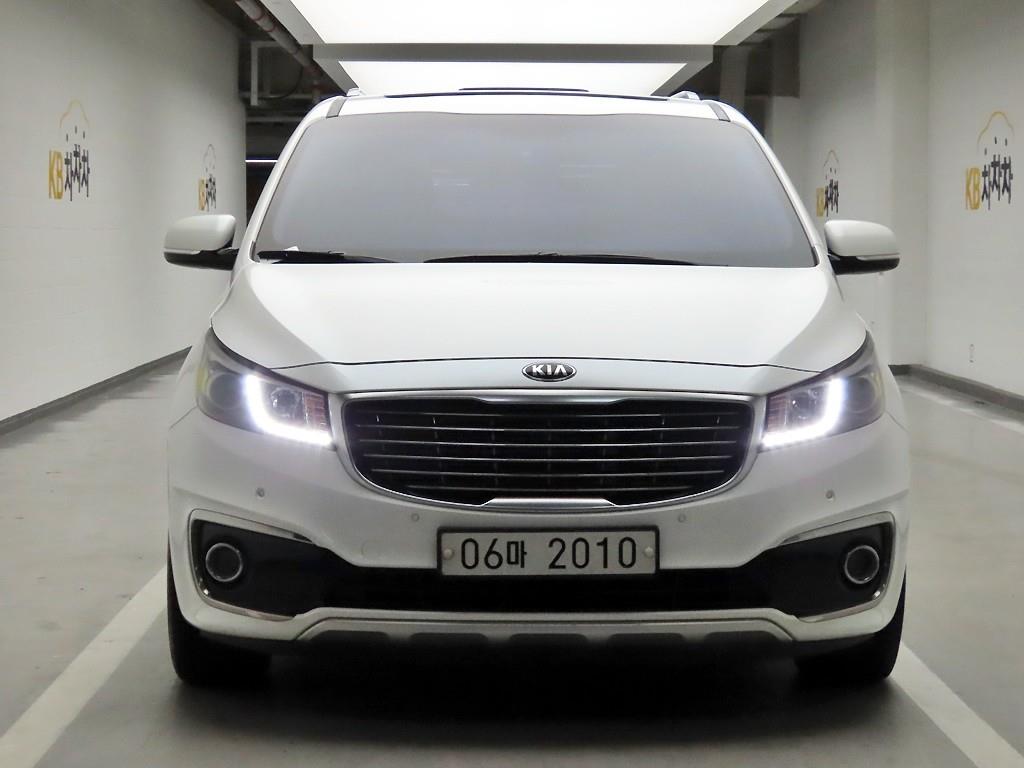 KIA Carnival 2018 Blanco - Importación desde Corea - HF Imports Iquique - Foto 1