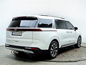 KIA Carnival - Vista 8