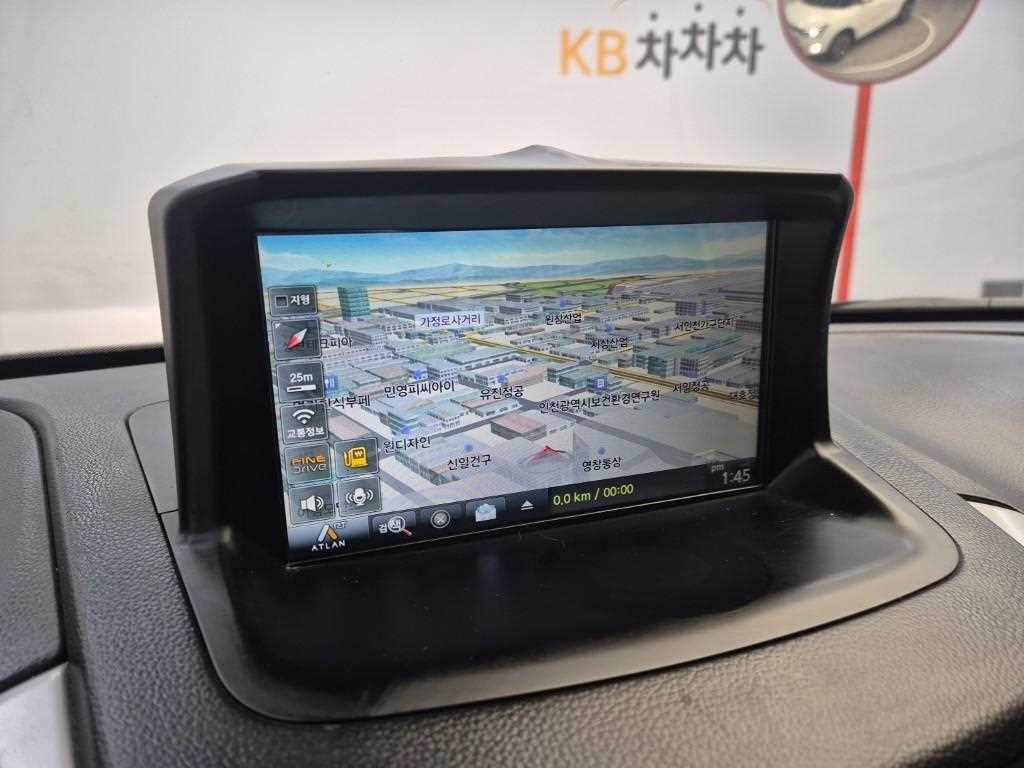 Ssangyong Tivoli 2016 Blanco - Importación desde Corea - HF Imports Iquique - Foto 13