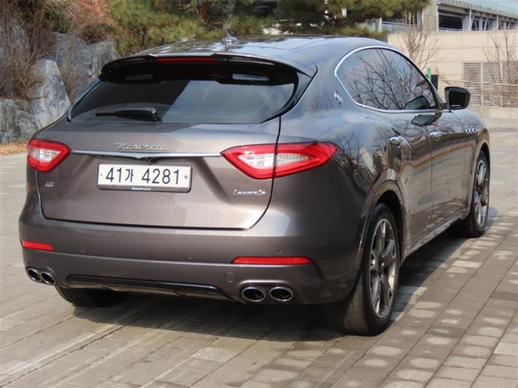 Maserati Levante - Vista 5