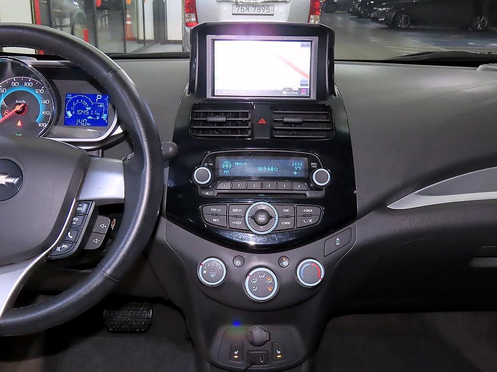 Chevrolet Spark - Vista 11