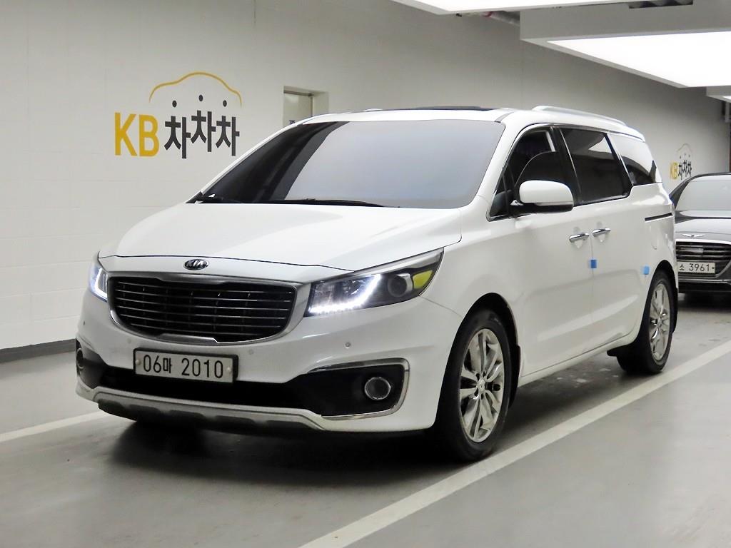 KIA Carnival - Vista 2