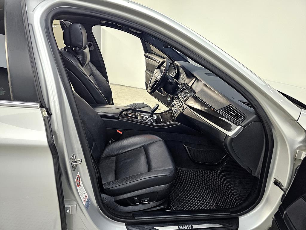 BMW 5 Series - Vista 11