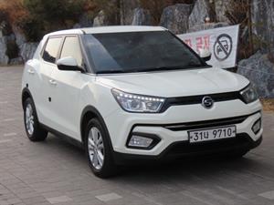 Ssangyong Tivoli - Vista 4
