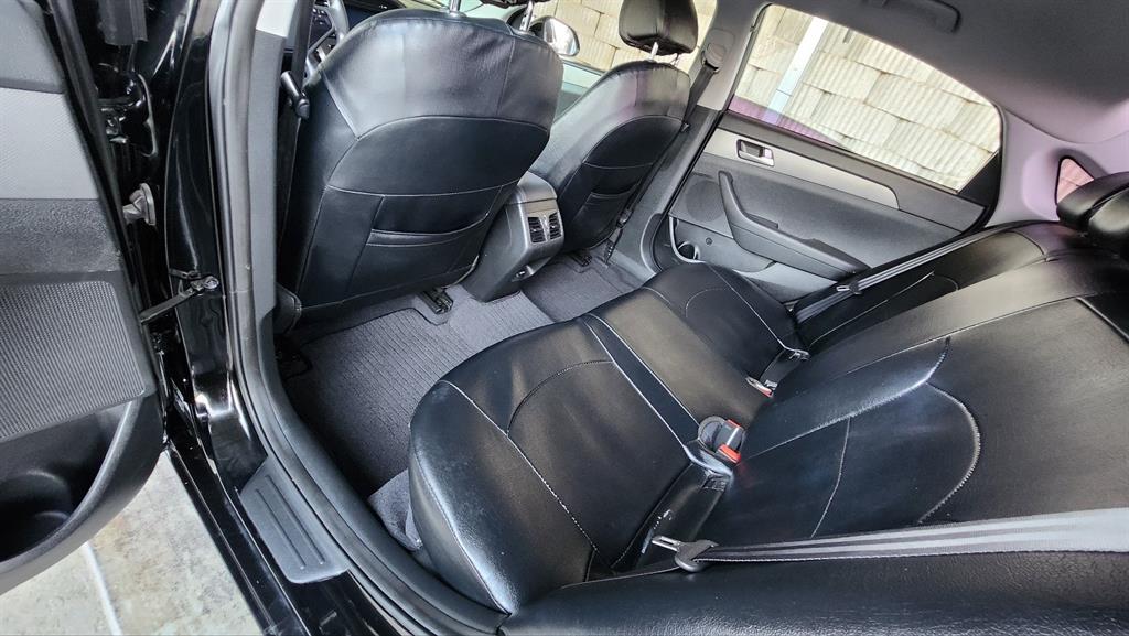 HYUNDAI Sonata - Vista 6