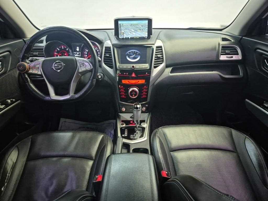 Ssangyong Tivoli - Vista 7