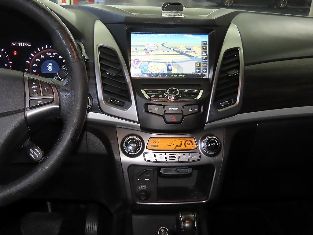 Ssangyong Korando - Vista 11