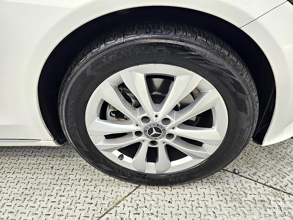 Mercedes Benz C Class 2019 Blanco - Importación desde Corea - HF Imports Iquique - Foto 20