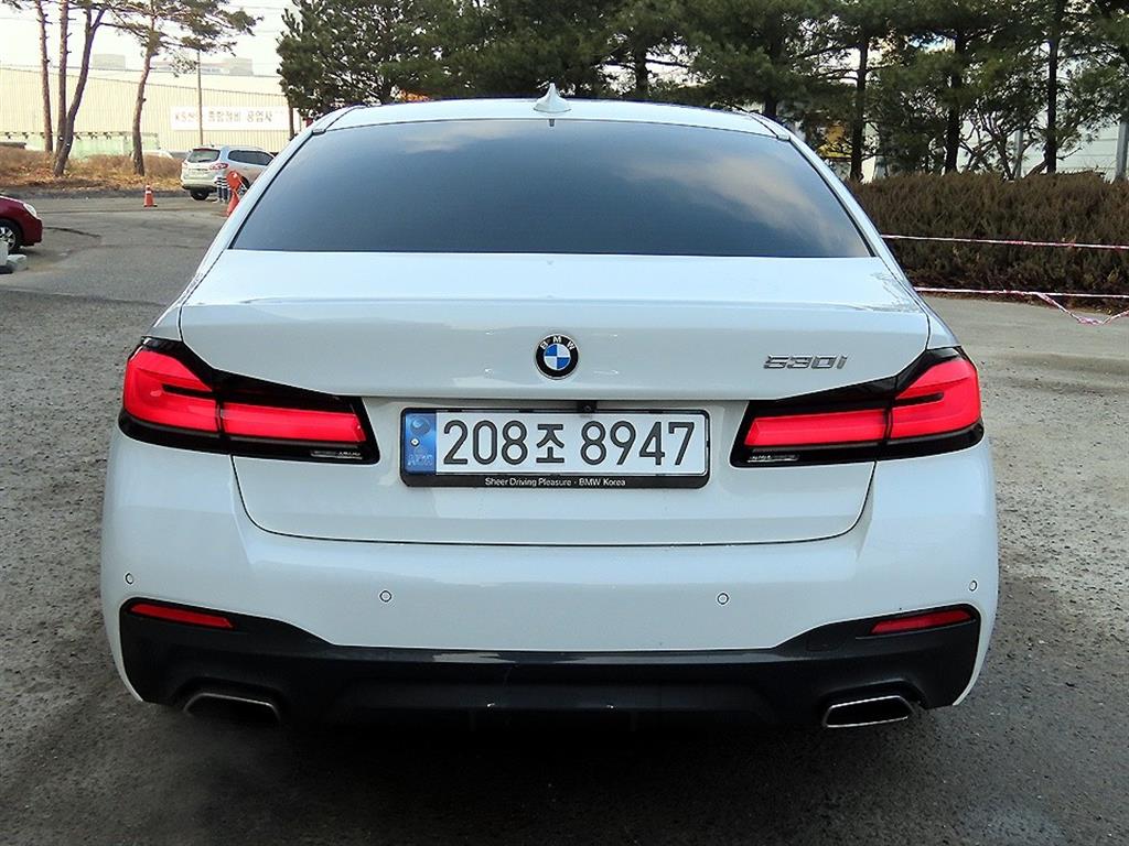 BMW 5 Series - Vista 4