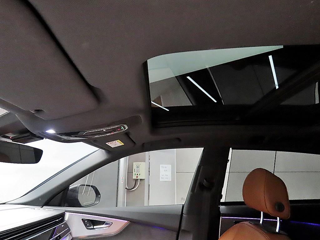 Audi Q8 2021 Negro - Importación desde Corea - HF Imports Iquique - Foto 15