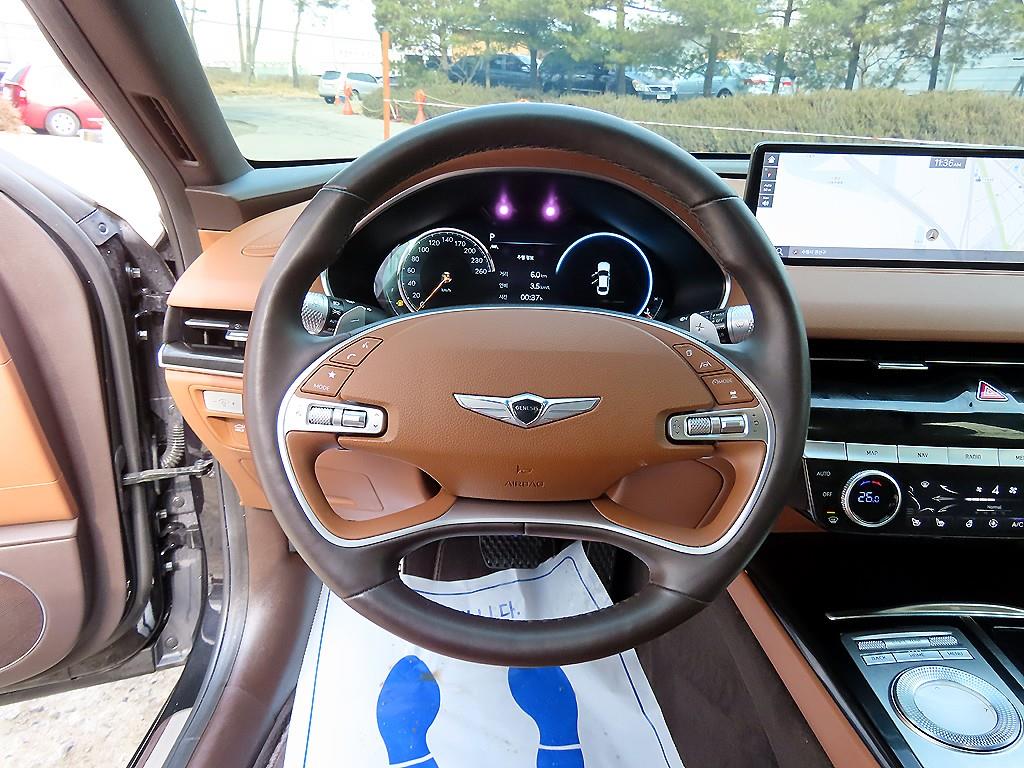 Genesis G80 - Vista 8