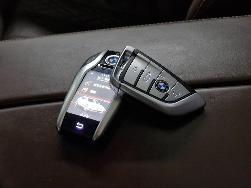 BMW 5 Series 2019 Blanco - Importación desde Corea - HF Imports Iquique - Foto 13