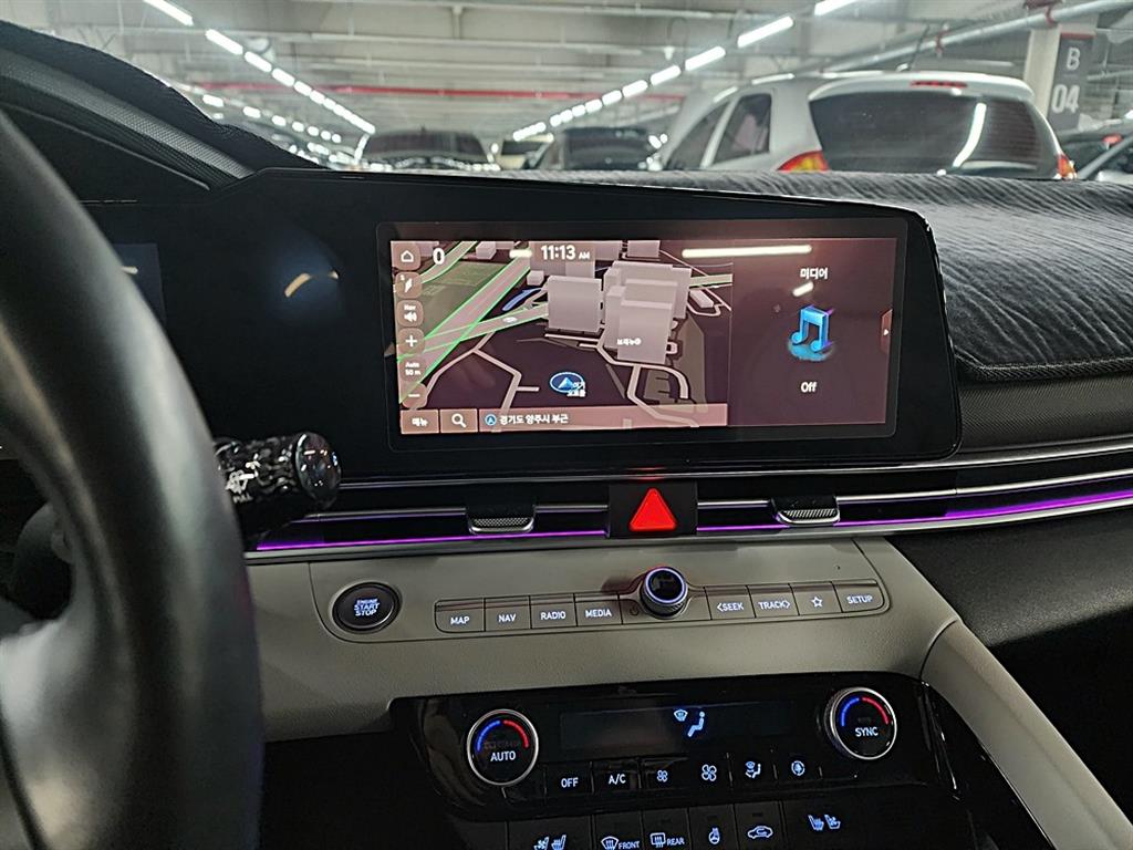 HYUNDAI Avante 2023 Blanco - Importación desde Corea - HF Imports Iquique - Foto 18