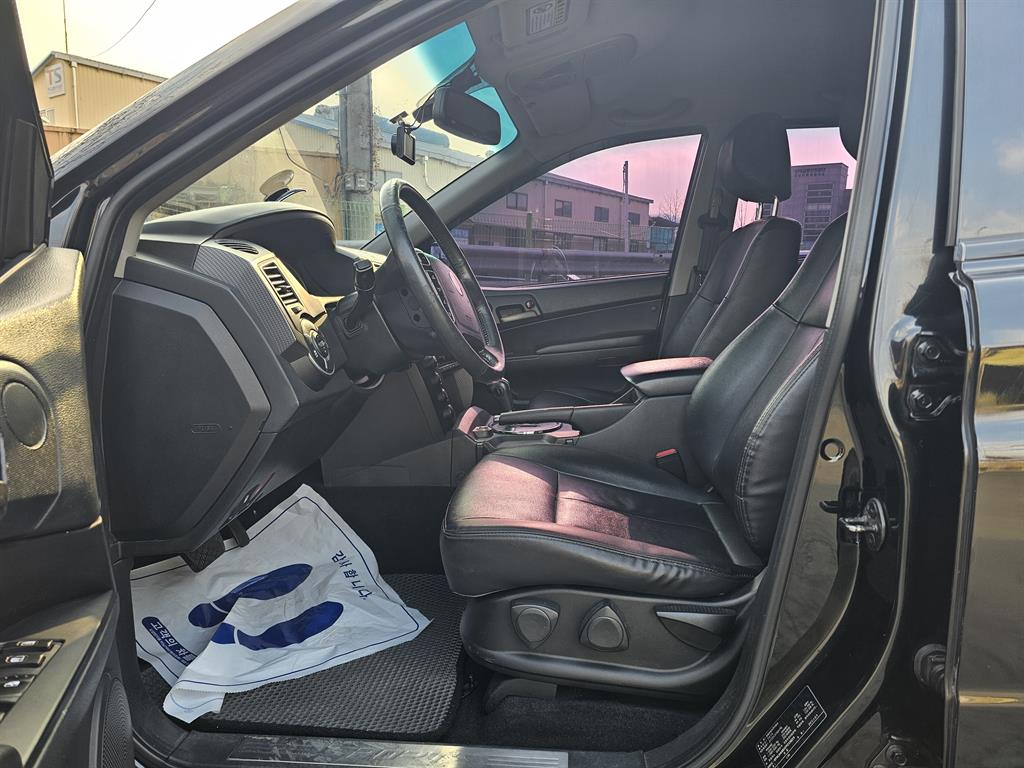 Ssangyong Korando - Vista 10