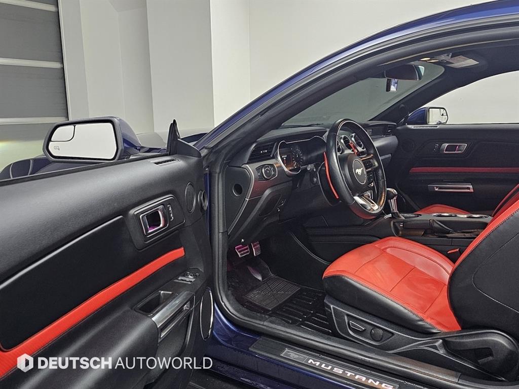 Ford Mustang - Vista 11
