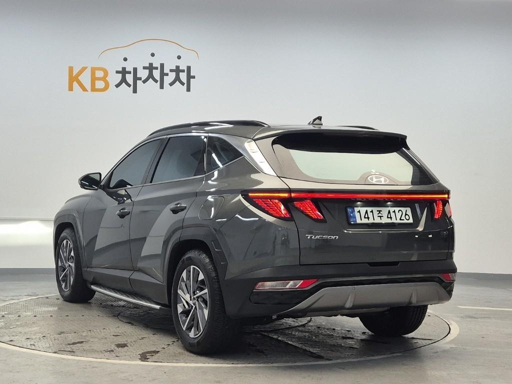 HYUNDAI Tucson - Vista 2