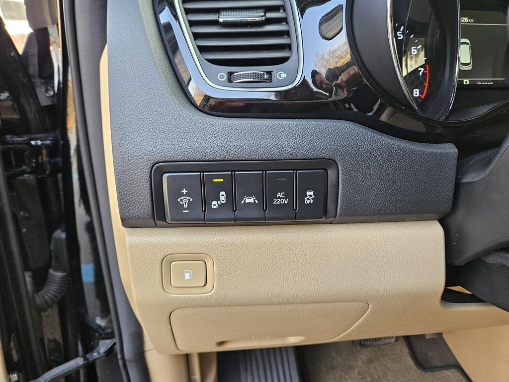 KIA Carnival 2019 Negro - Importación desde Corea - HF Imports Iquique - Foto 17