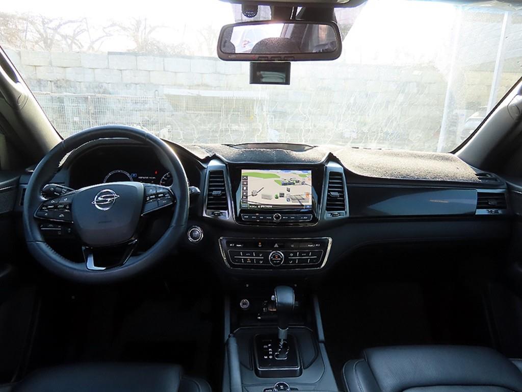 Ssangyong Rexton - Vista 10