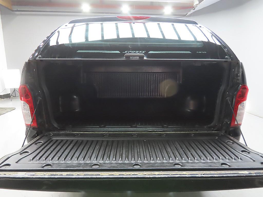 Ssangyong Korando 2018 Negro - Importación desde Corea - HF Imports Iquique - Foto 9