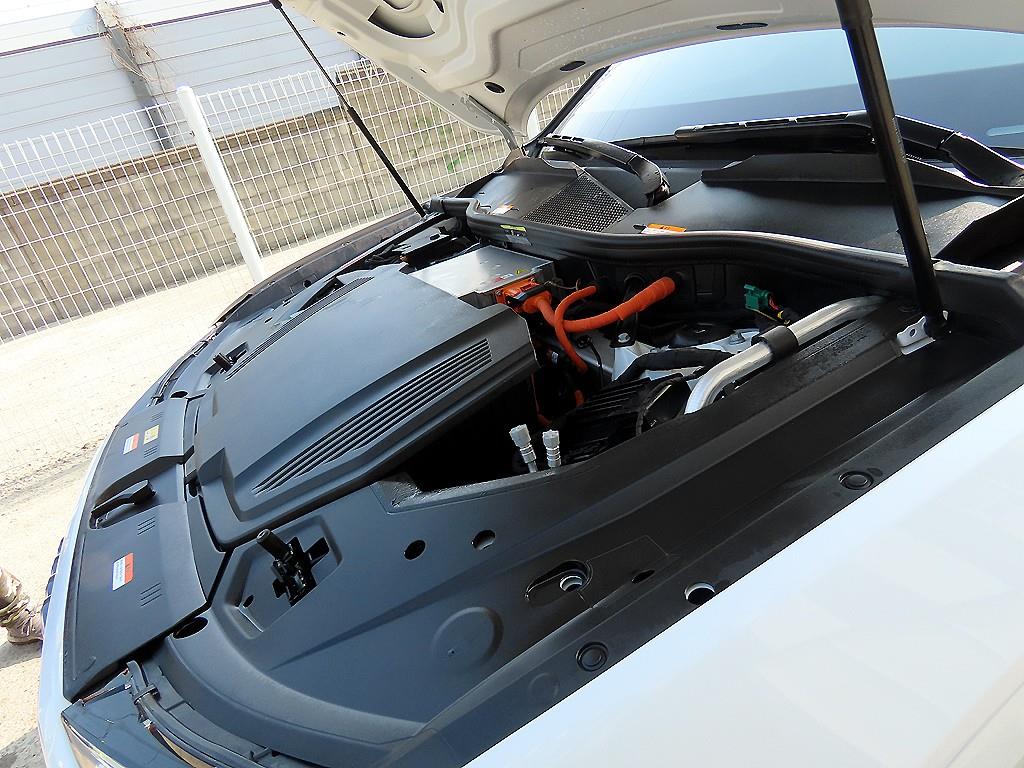 Audi e-Tron 2022 Blanco - Importación desde Corea - HF Imports Iquique - Foto 19