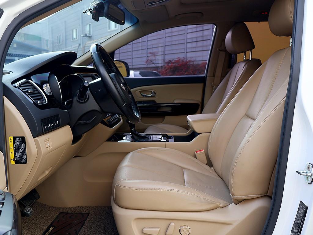 KIA Carnival 2016 Blanco - Importación desde Corea - HF Imports Iquique - Foto 11