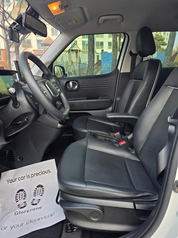 HYUNDAI Casper - Vista 10