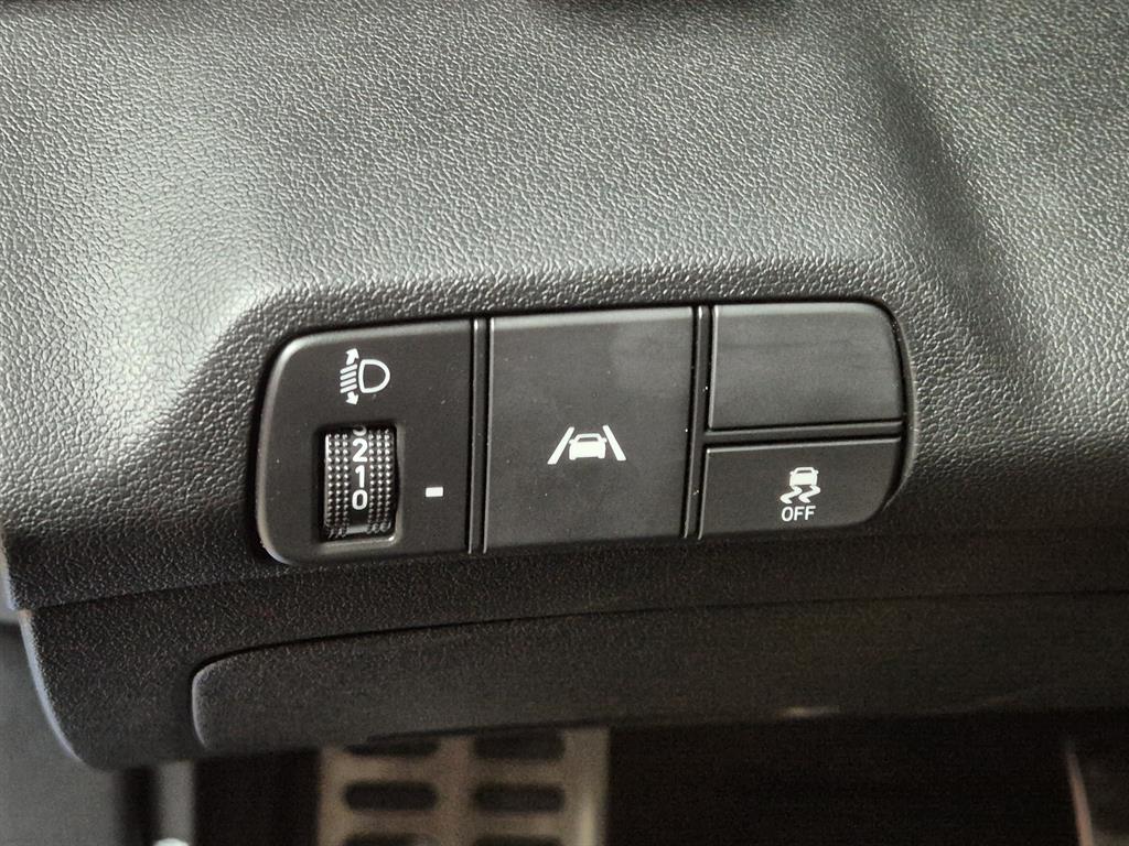 HYUNDAI Avante - Vista 9