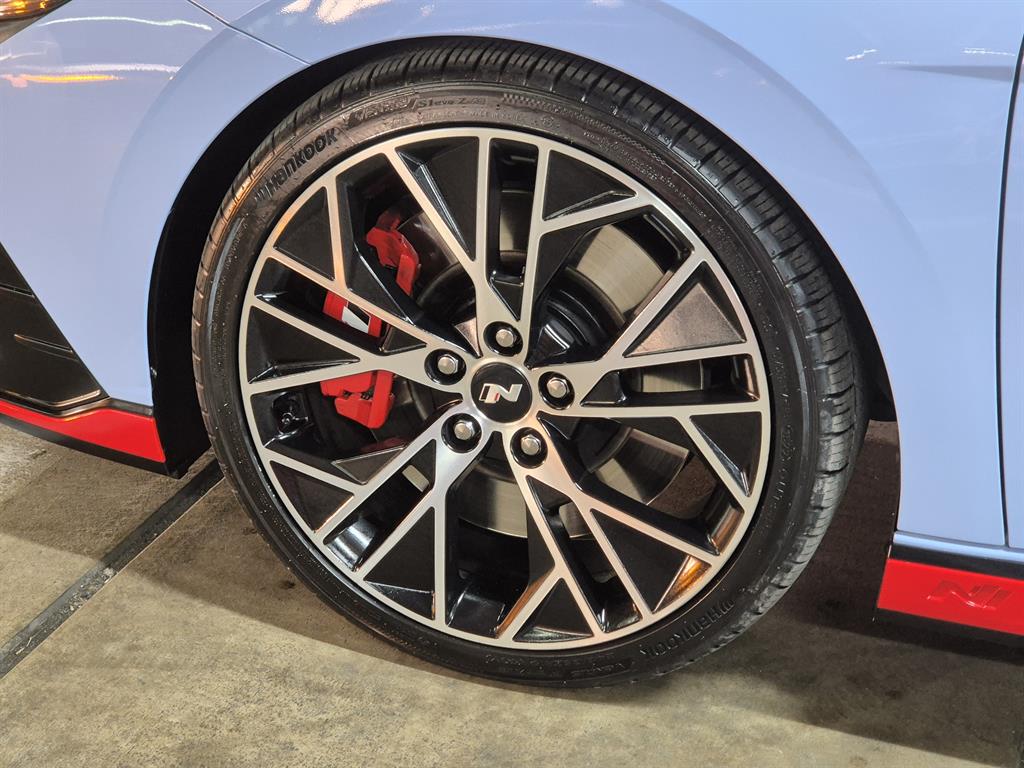 HYUNDAI Avante - Vista 5