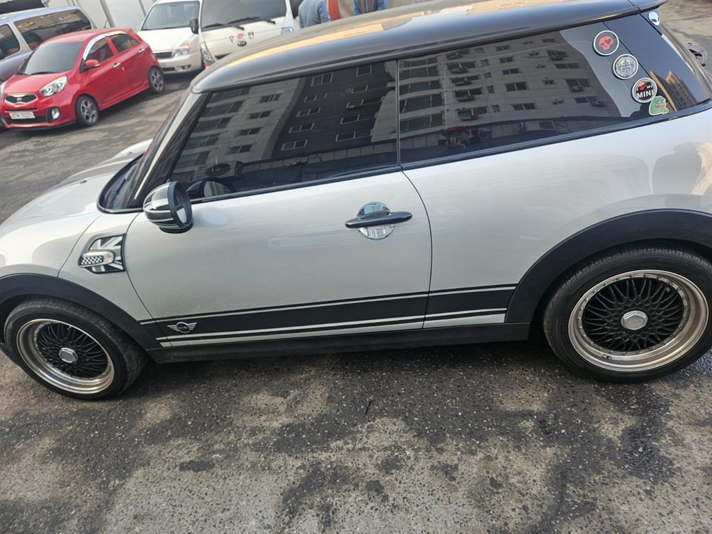 Mini Cooper 2019 Blanco - Importación desde Corea - HF Imports Iquique - Foto 1