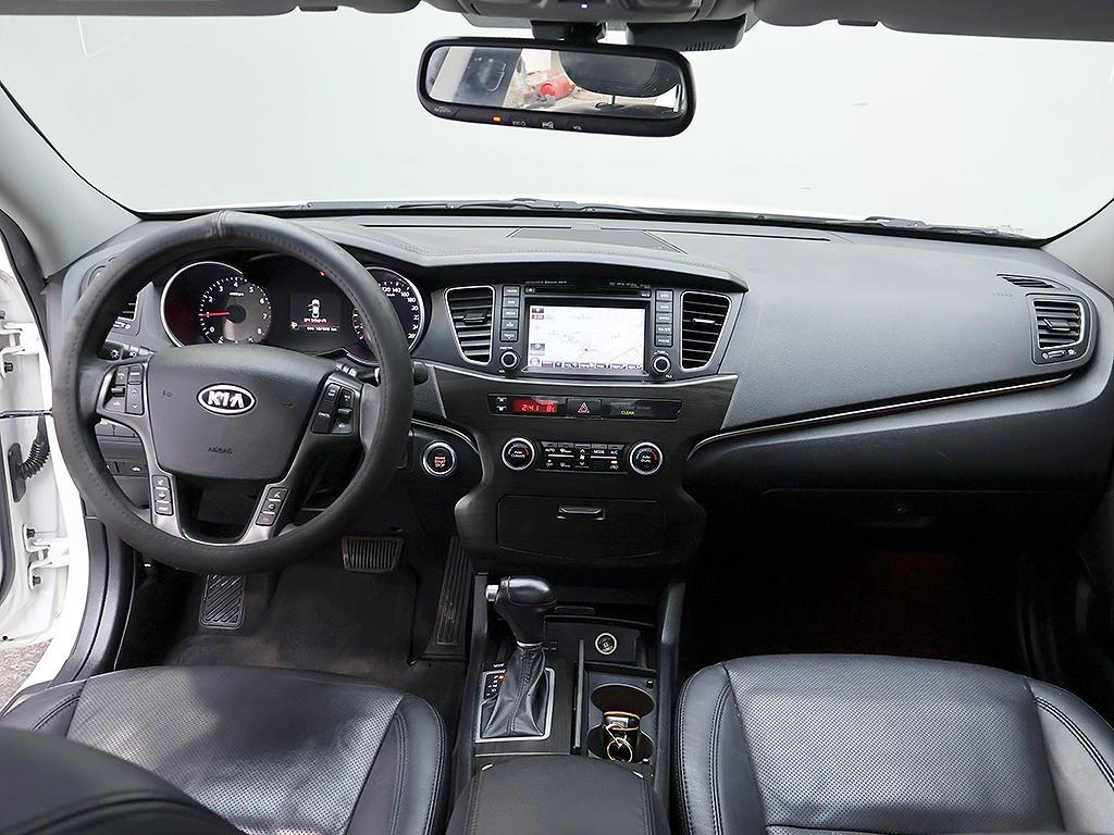 KIA K7 - Vista 9