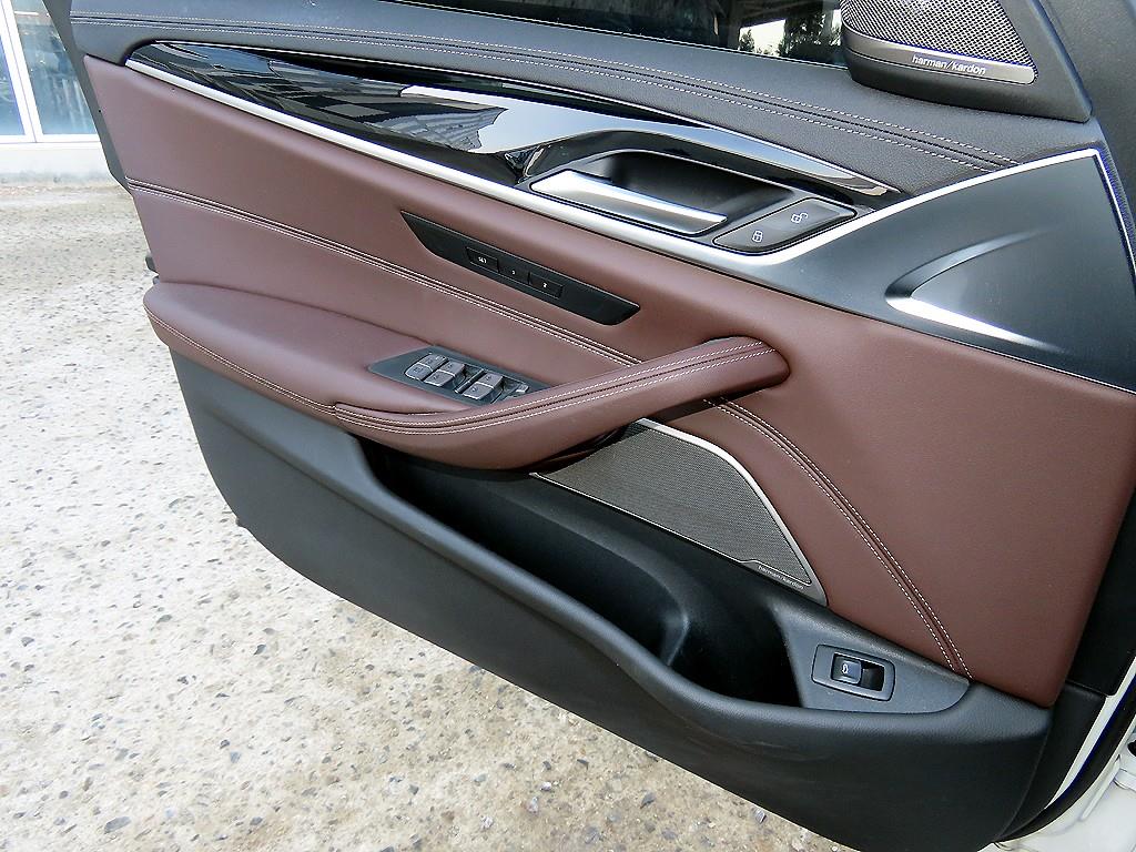 BMW 5 Series - Vista 12