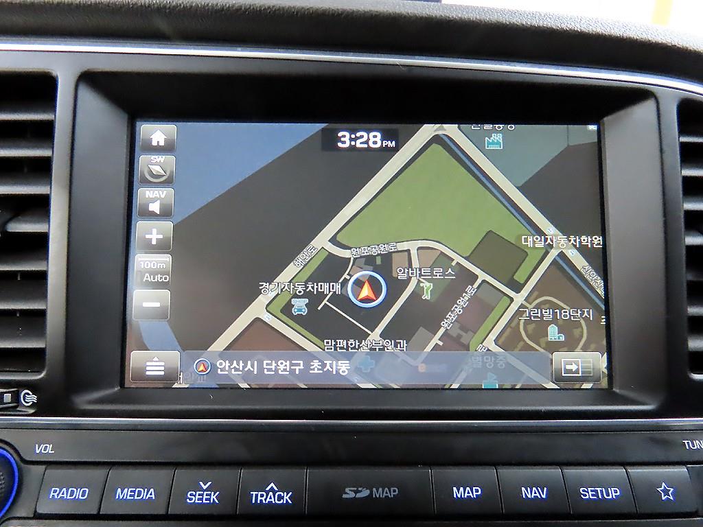 HYUNDAI Avante 2018 Blanco - Importación desde Corea - HF Imports Iquique - Foto 14