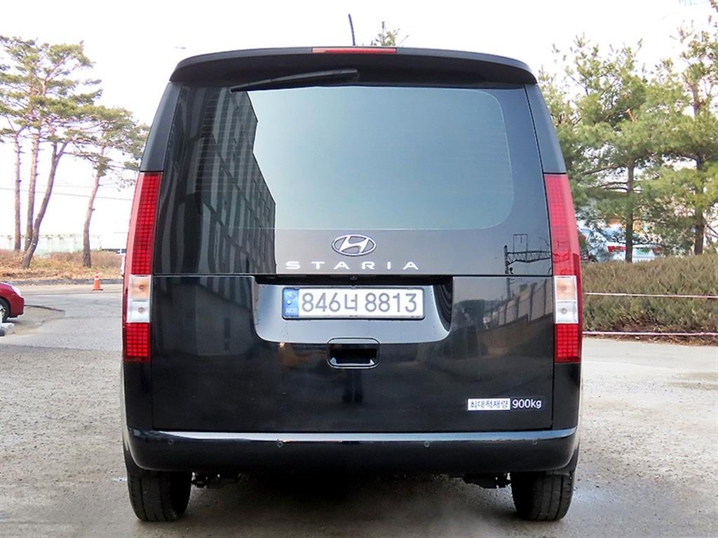 HYUNDAI Staria - Vista 4