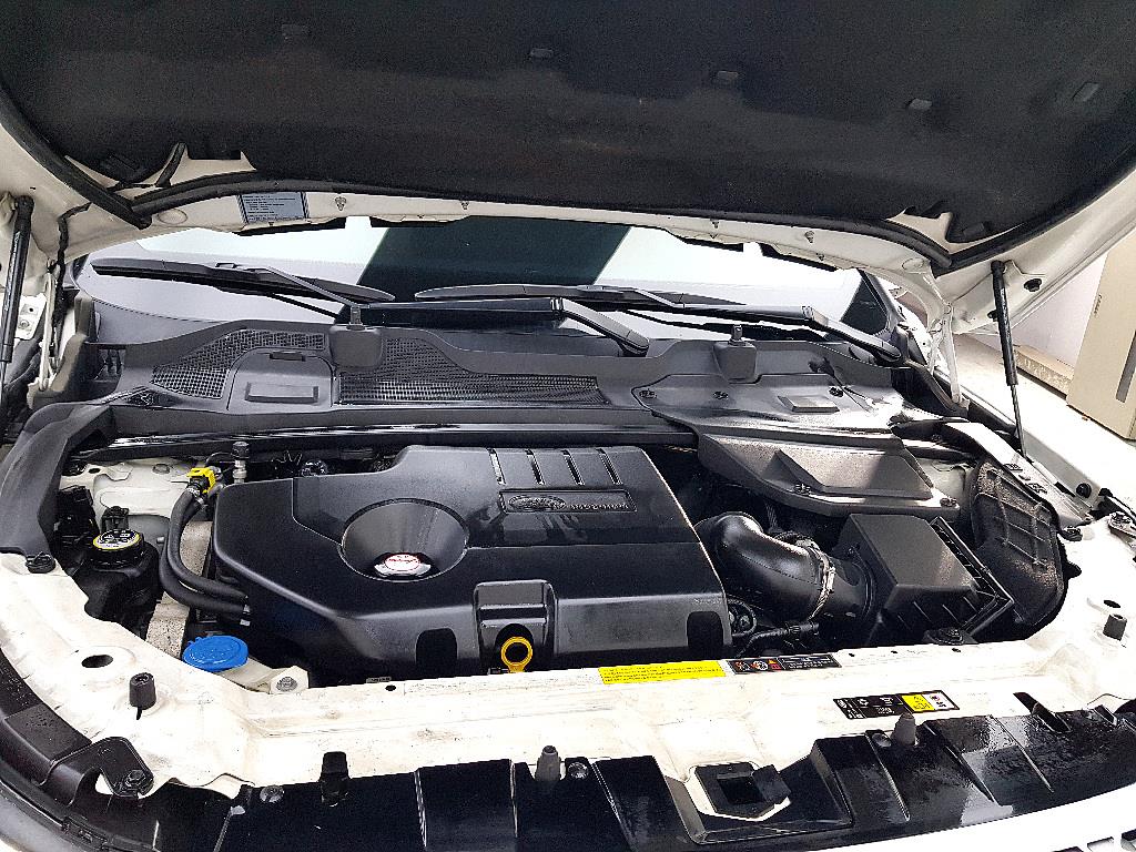 Land Rover Discovery Sports - Vista 6