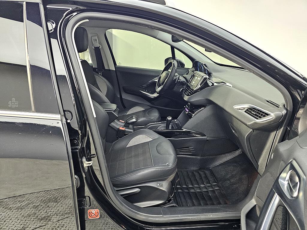 Peugeot 2008 - Vista 11