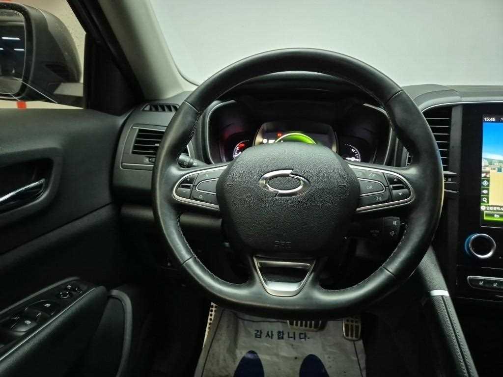 SAMSUNG QM6 - Vista 9