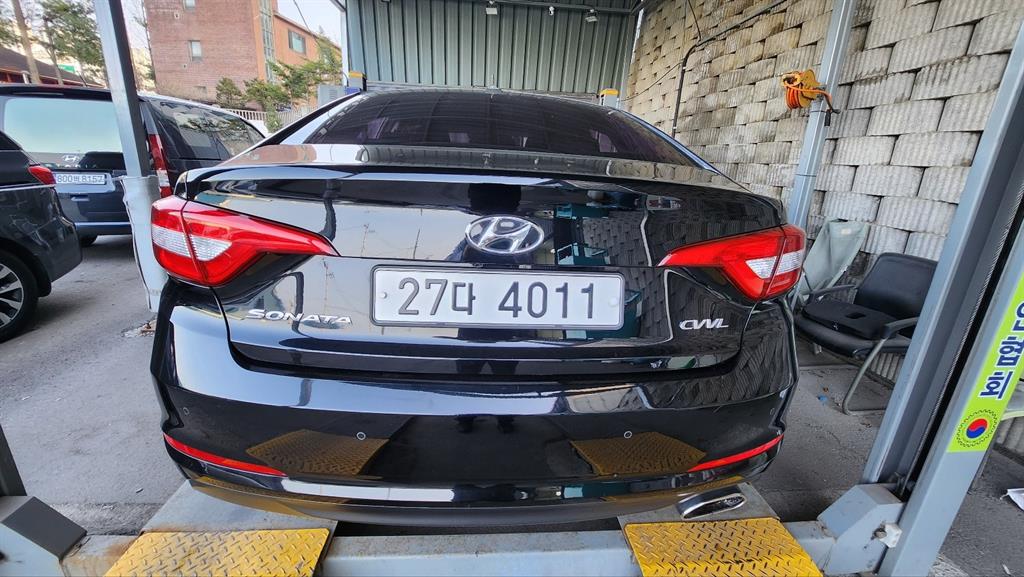 HYUNDAI Sonata - Vista 5