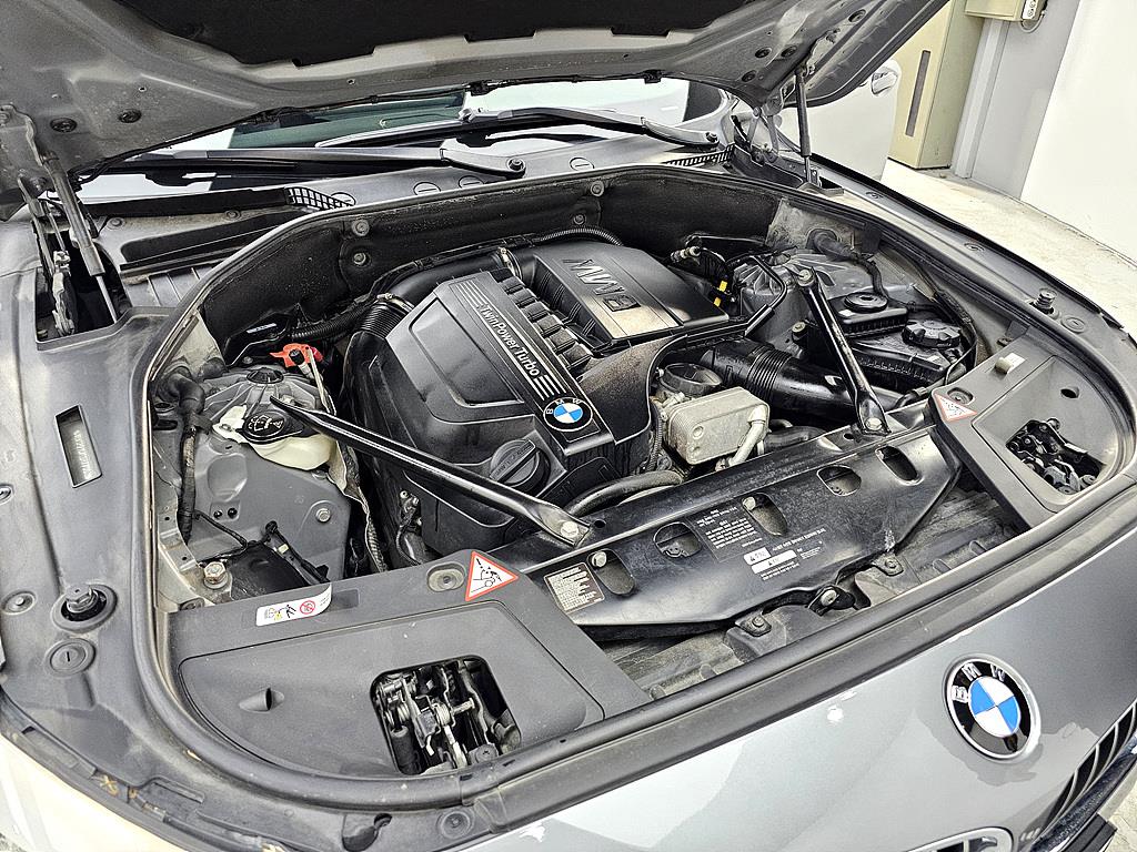 BMW Gran Turismo - Vista 6