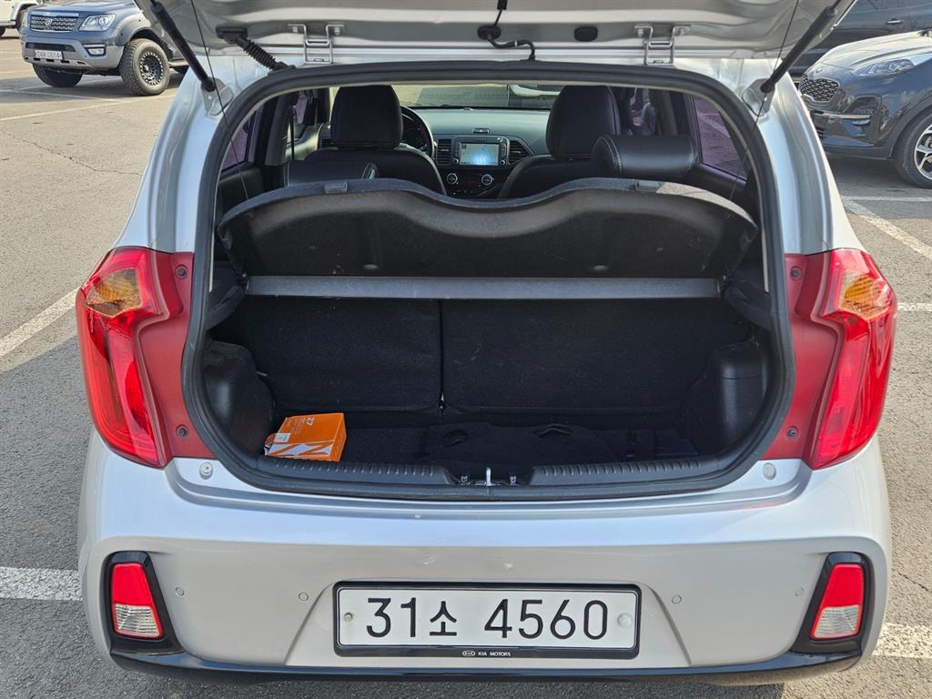 KIA Morning - Vista 5