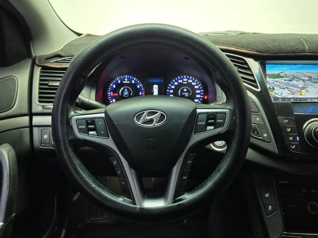 HYUNDAI i40 - Vista 9