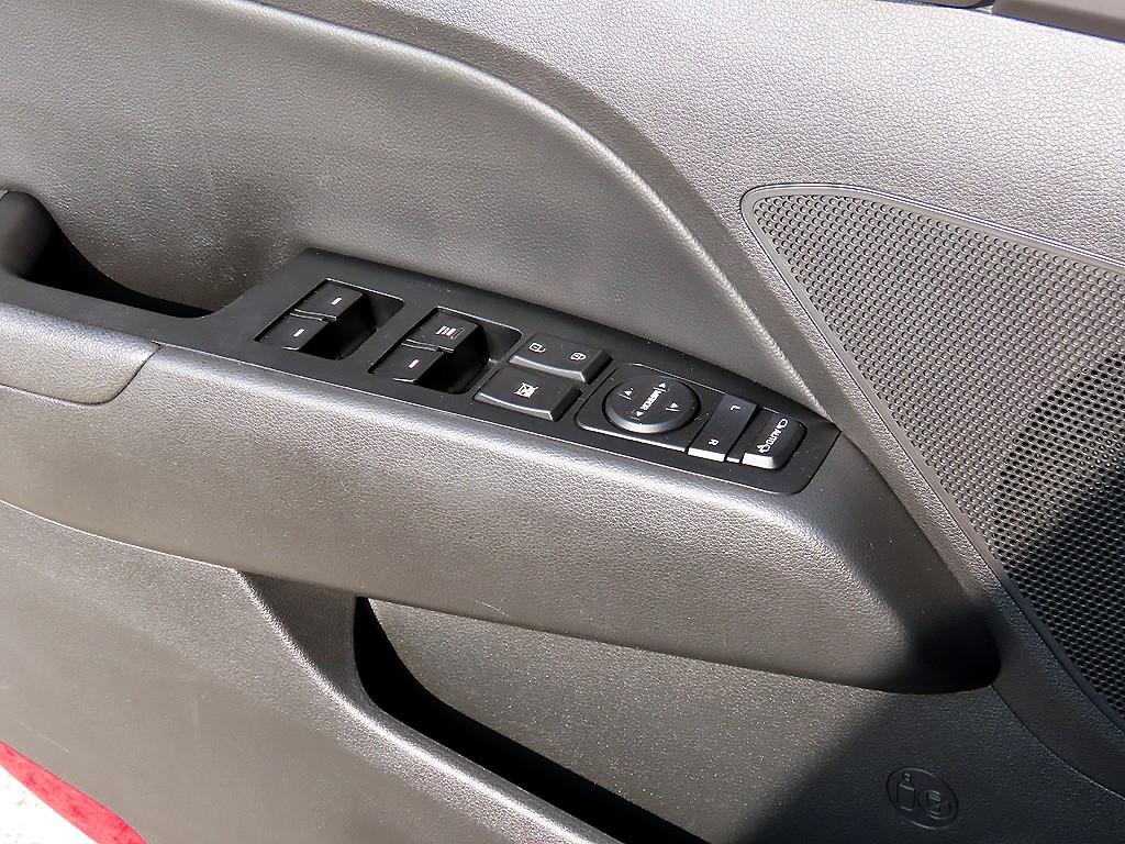 HYUNDAI Avante - Vista 11