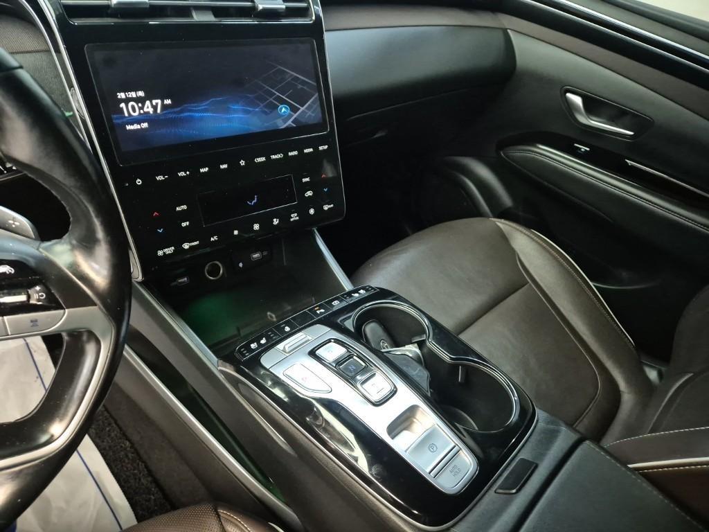 HYUNDAI Tucson - Vista 10