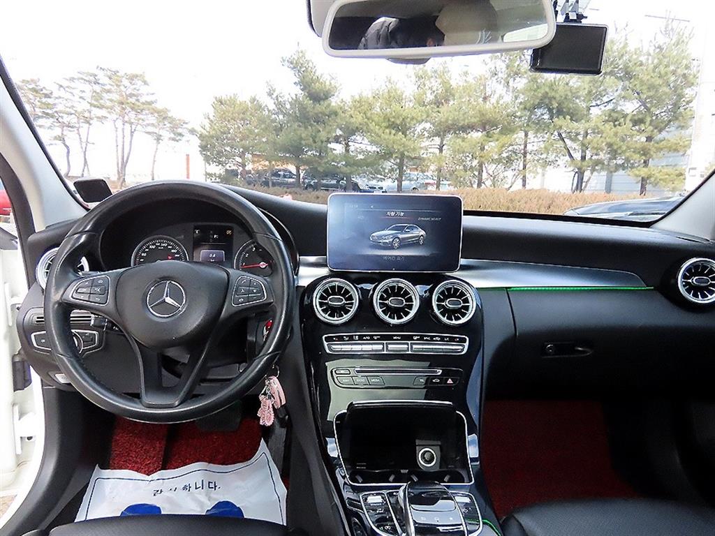 Mercedes Benz C Class - Vista 7