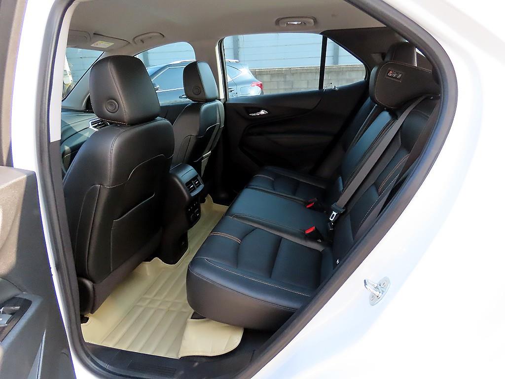 Chevrolet Equinox - Vista 6