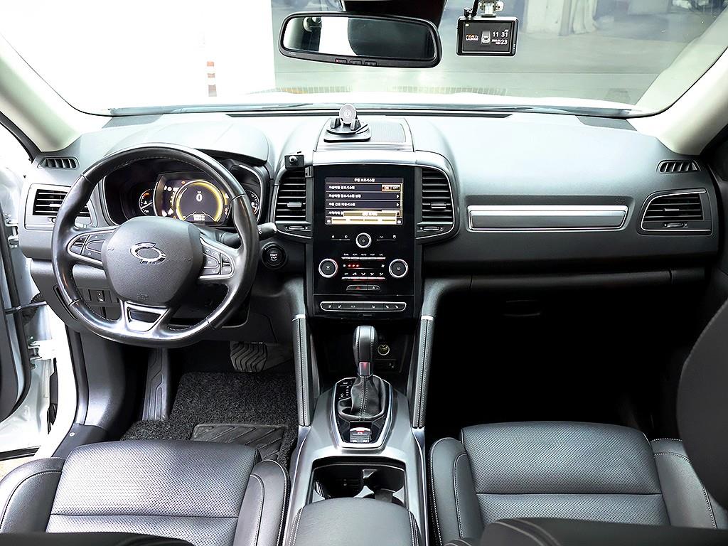 SAMSUNG QM6 - Vista 9