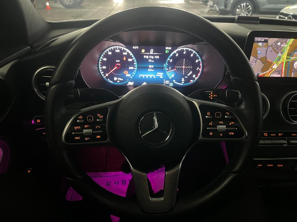 Mercedes Benz C Class - Vista 9