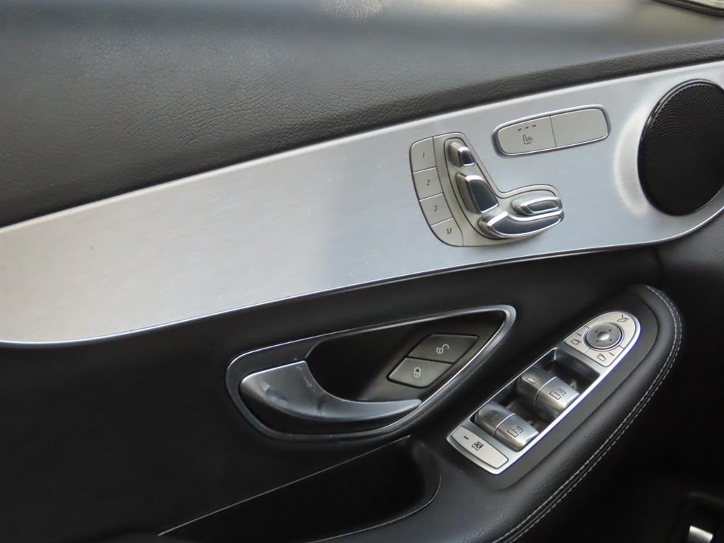 Mercedes Benz C Class 2017 Blanco - Importación desde Corea - HF Imports Iquique - Foto 12